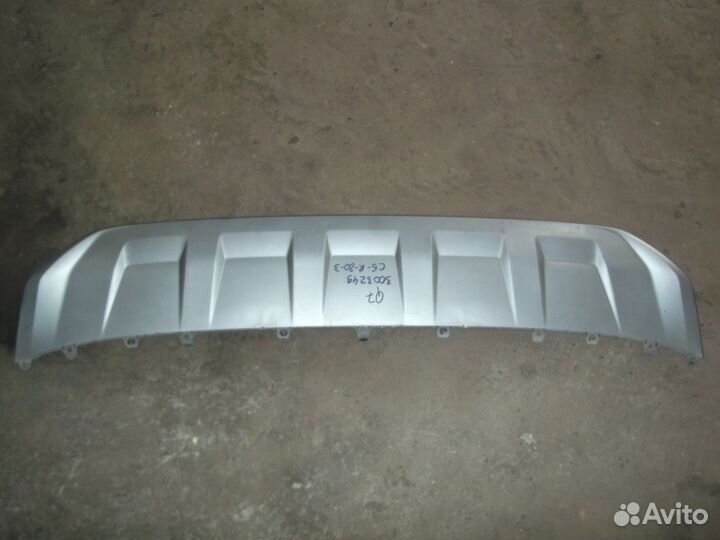 Audi Q7 2015 г накладка на бампер