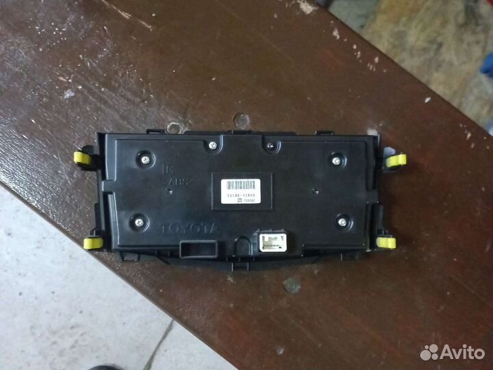 Блок климат контроля Toyota Corolla E150
