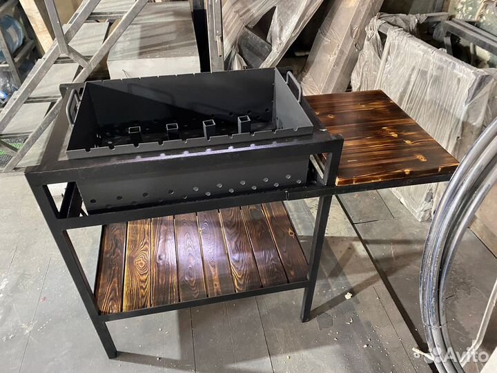 Мангал с подставкой