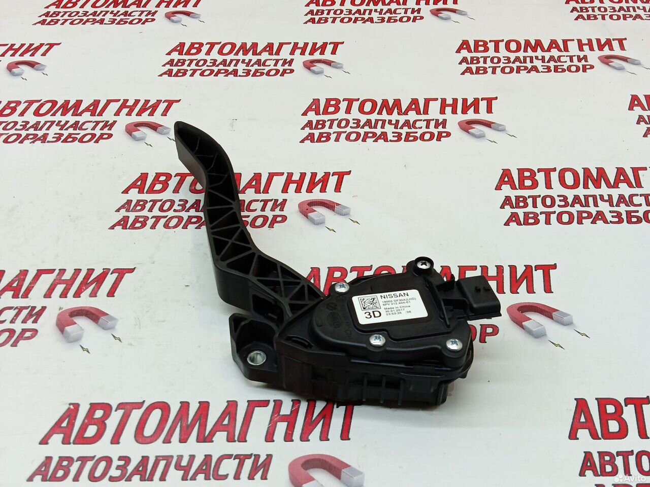 Педаль газа Ниссан Икстрейл Т32 Rogue