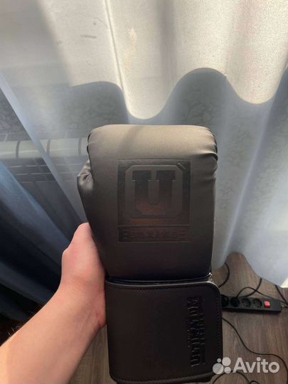 Боксерские перчатки Ultimatum Boxing GEN5 14 Oz