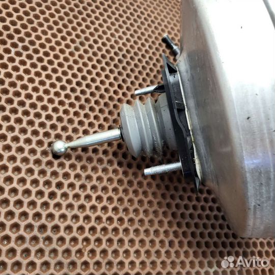 Вакуумный усилитель BMW g30 g31