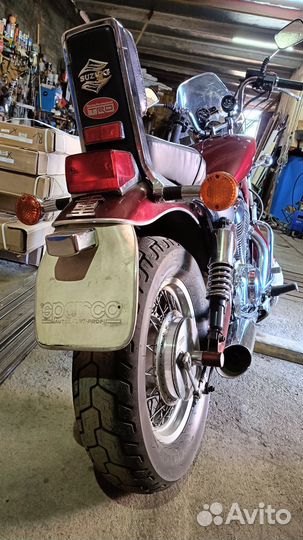 Suzuki intruder vs400