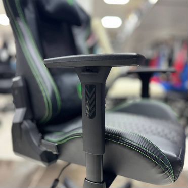 Кресло игровое компьютерное