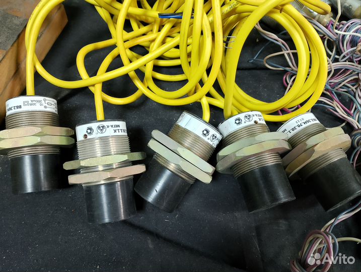 Датчик индуктивный бесконтактный