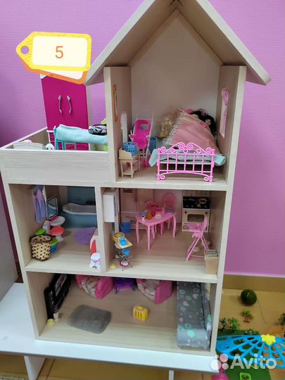 Домик кукольный