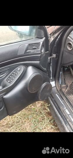 Подиумы для динамиков 16 и 13