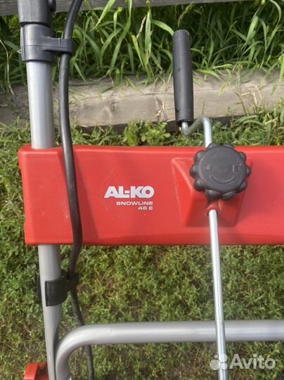 Снегоуборщик электрический