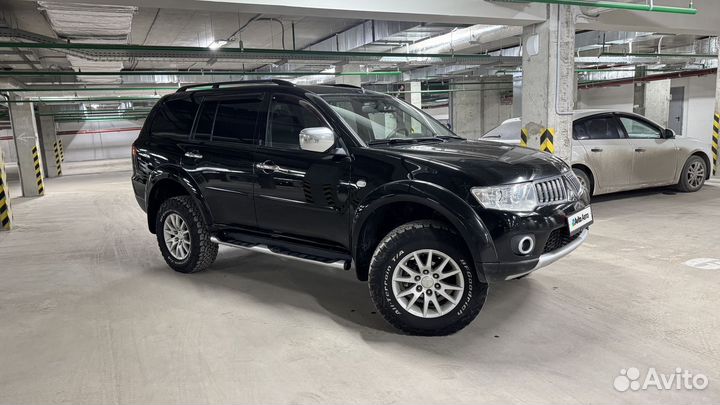 Mitsubishi Pajero Sport 2.5 AT, 2011, 247 300 км