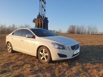 Volvo S60 1.6 AT, 2011, 220 000 км, с пробегом, цена 980 000 руб.