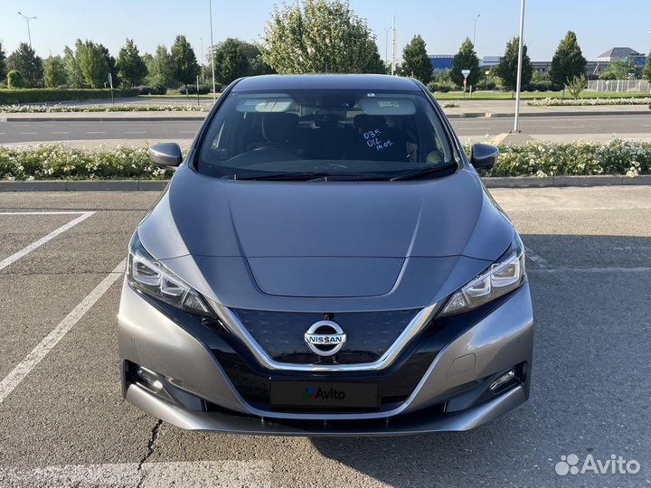 Nissan Leaf AT, 2018, 29 600 км