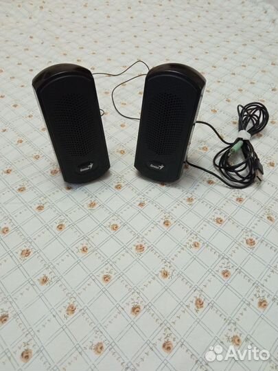 Компьютерные колонки genius