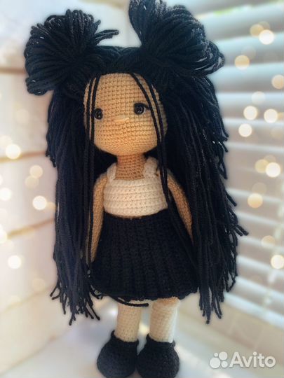 Кукла вязаная