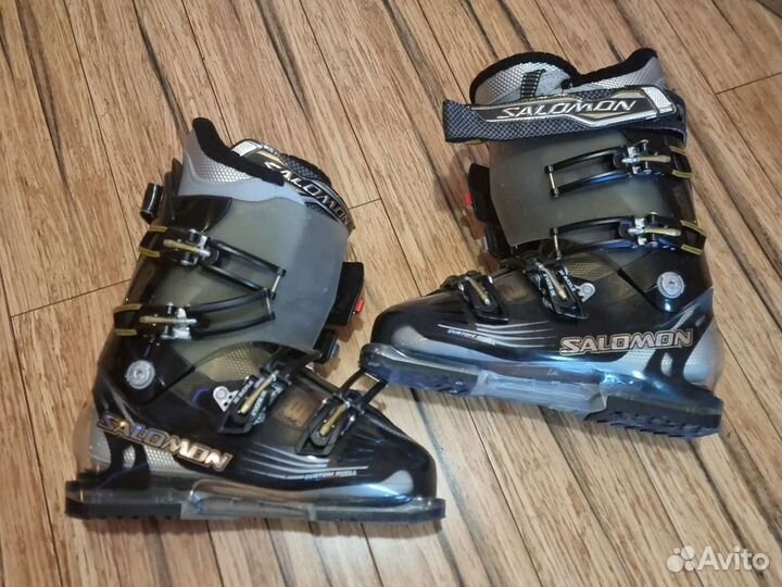 Горнолыжные ботинки