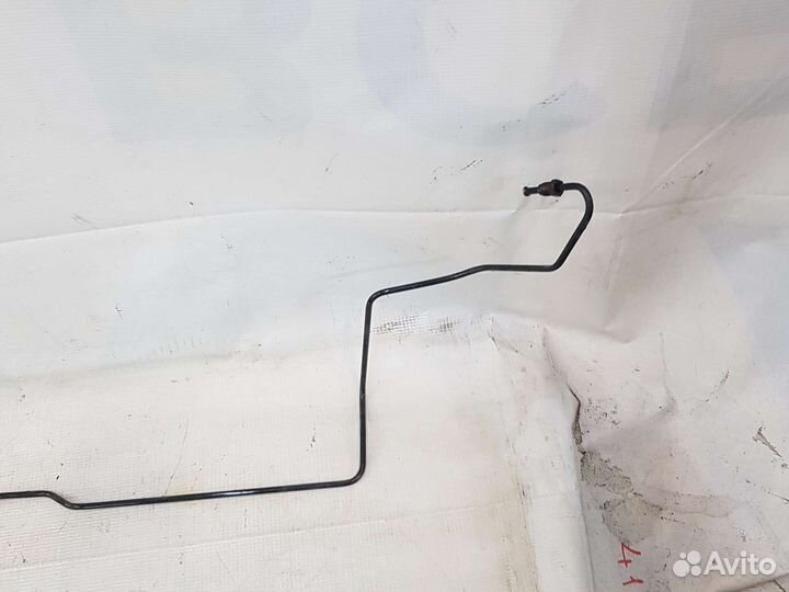 Тормозная трубка VW Touareg 1 7L0614747C