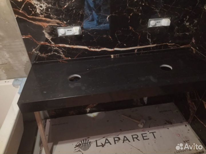 Подоконник из кварцевого агломерата