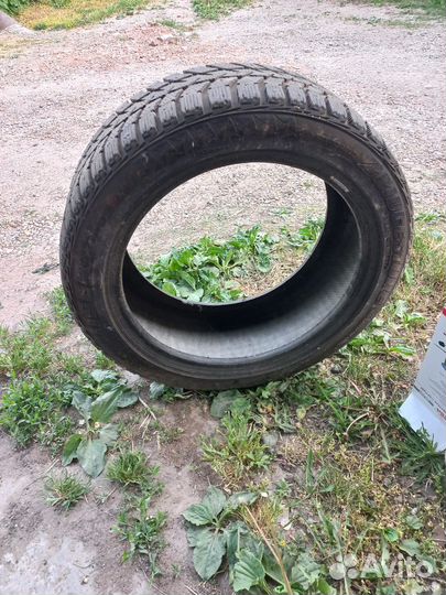 Bridgestone Blizzak Ice 235/45 R17