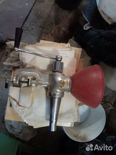 Соковыжималка шнековая