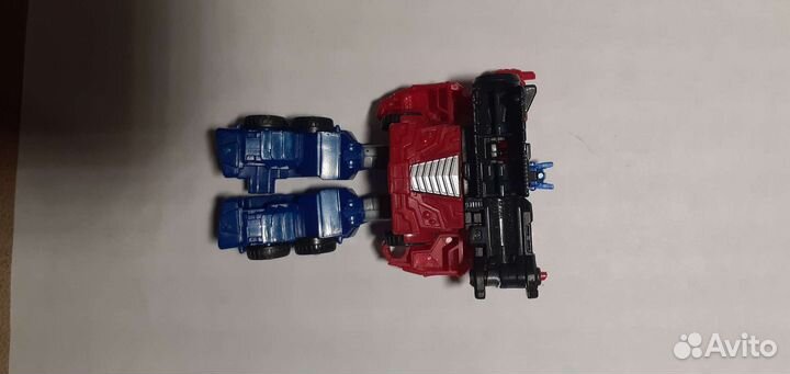 Transformers: Cyberverce. Оптимус Прайм