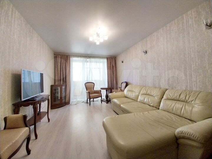 2-к. квартира, 66 м², 5/15 эт.