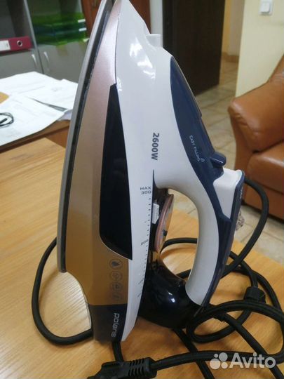 Утюг Polaris