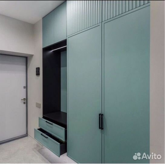 Прихожая на заказ собственного производства