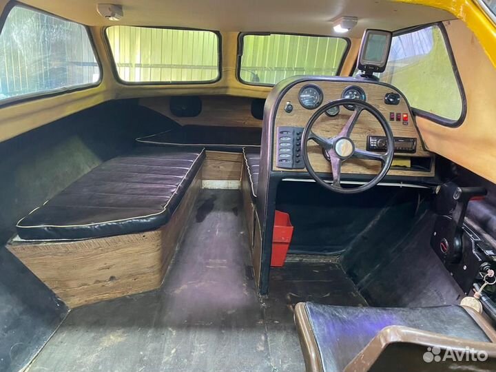 Моторная лодка б/у