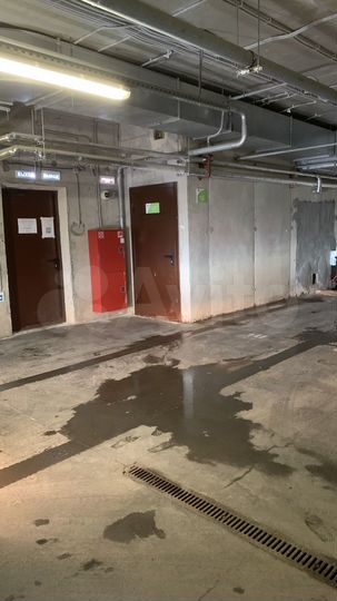 Машиноместо, 13 м²