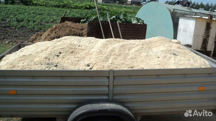 Навоз перегной опилки