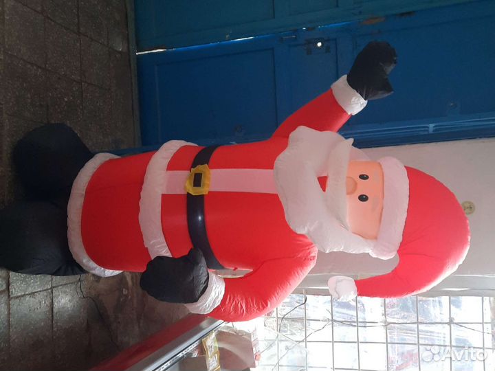 Надувной дед мороз