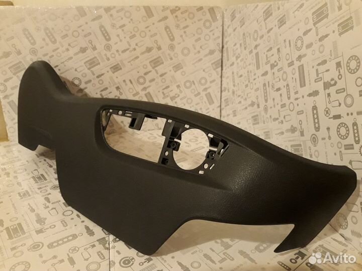 Облицовка правого сиденья пассажира VW Touareg NF