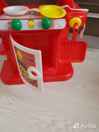Детская игровая кухня