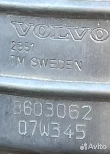 Новый оригинальный катализатор Volvo s60 s80 v70