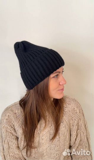 Шапка женская вязаная из ангоры