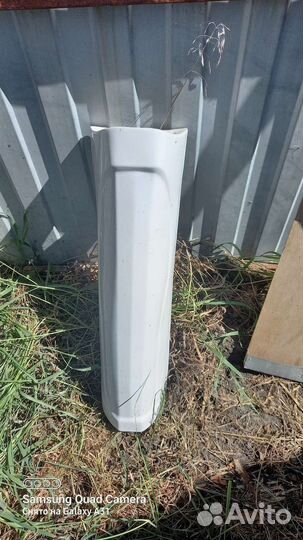 Раковина на пьедестале