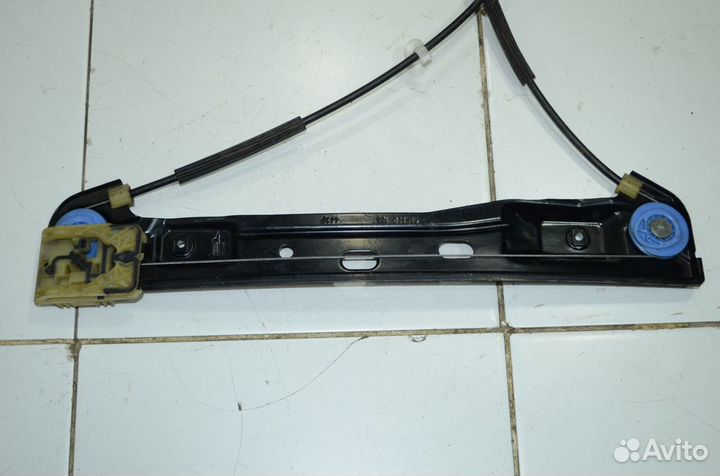 Стеклоподъемник передний правый Opel Insignia 2013