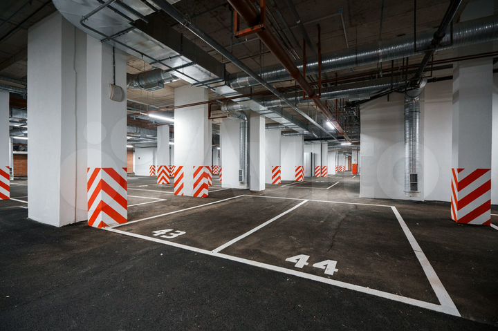 Машиноместо, 13 м²