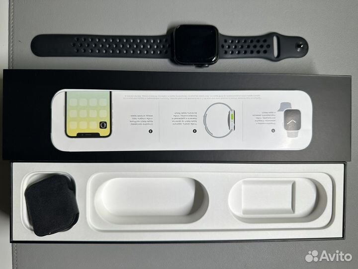 Apple Watch Nike 5 44 MM