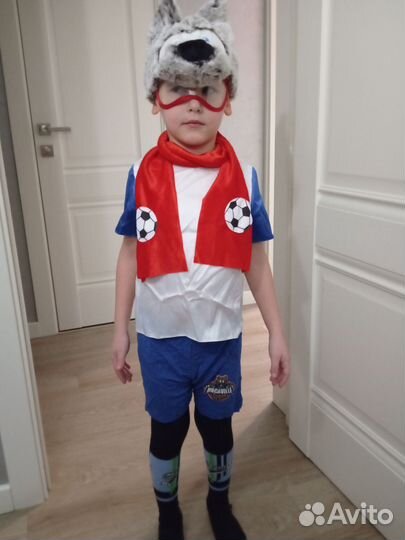 Костюм Волк футболист