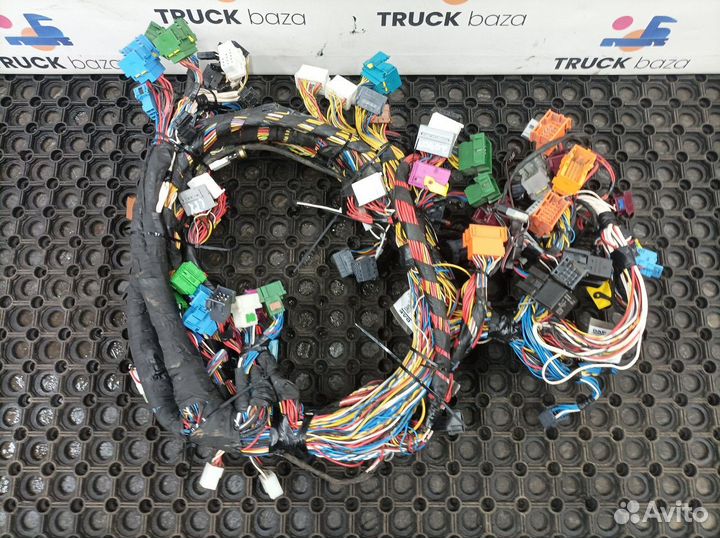 1899941 Проводка кабины Daf XF106