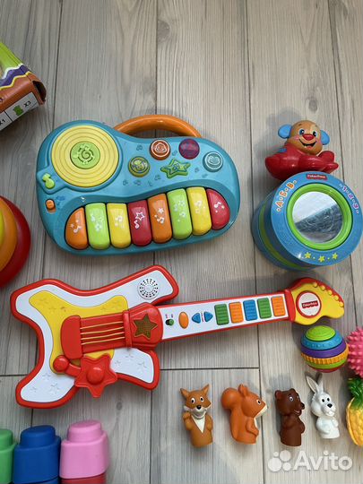 Огромный пакет развивающих игрушек для малыша