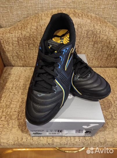 Футбольные бутсы новые