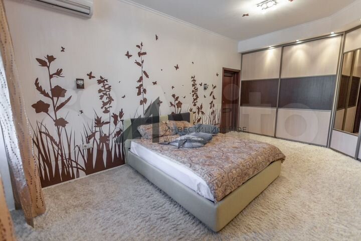 4-к. квартира, 127,3 м², 2/10 эт.