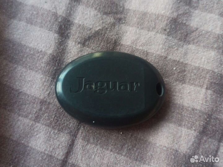 Брелок Jaguar JB 007