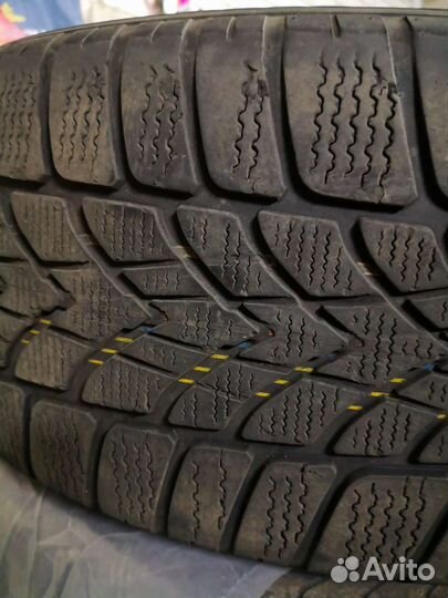 Dunlop SP Winter Sport 235/55 R19 и 255/50 R19