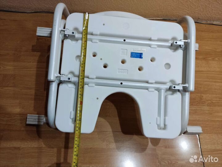 Стул для купания в ванной