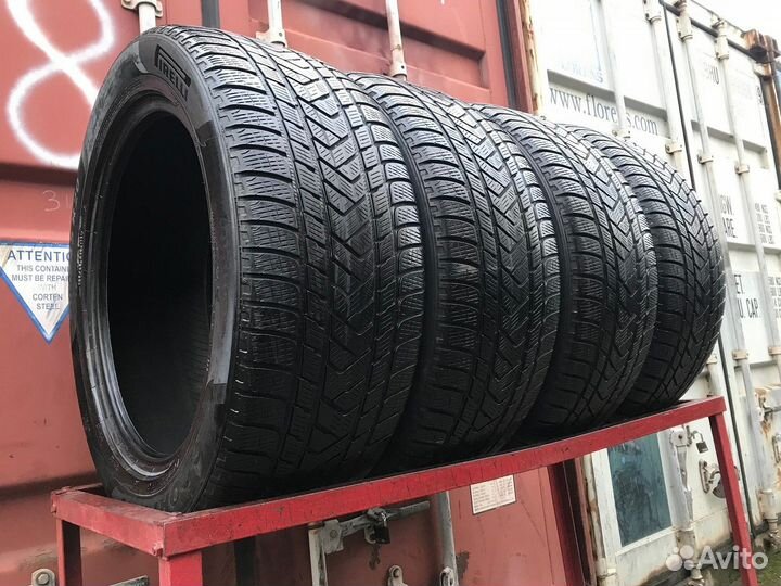 Pirelli Scorpion Winter 285/45 R20