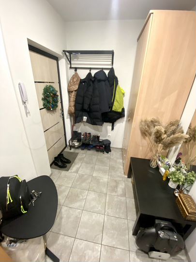 2-к. квартира, 60 м², 5/17 эт.