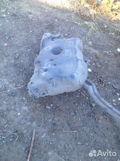 Бензобак Рено Логан