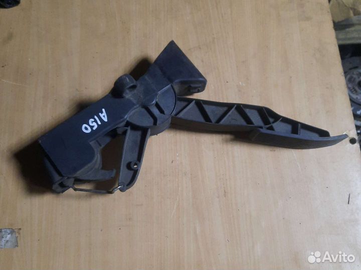 Педаль газа Мерседес W169 A